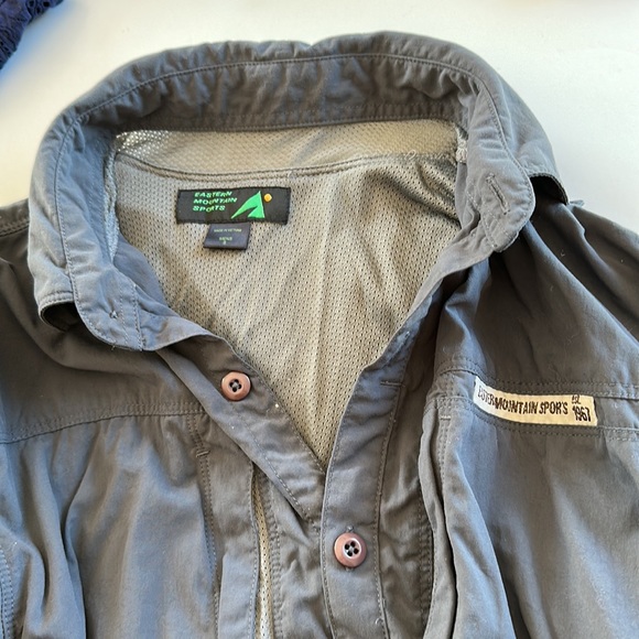 Eastern Mountain Sports gray utility camp shirt S - Picture 8 of 9